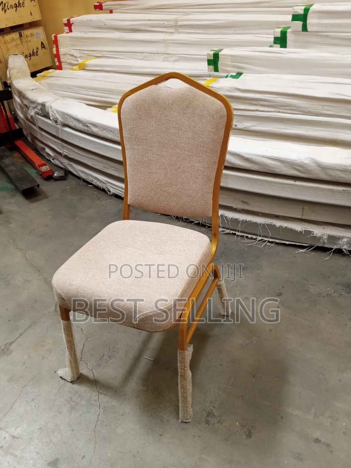 New Look Elegant White Conference Chairs With Heavy Seat and Back