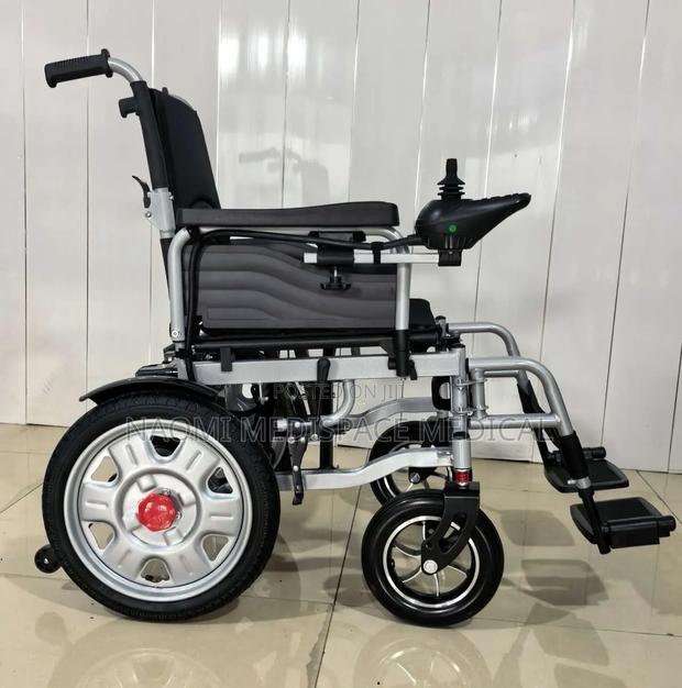 Comfortable Standard Electric Wheelchair
