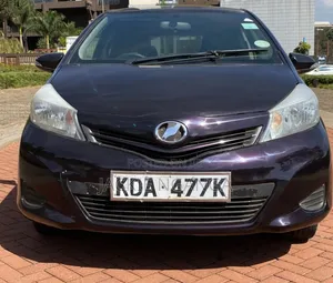 Toyota Vitz 2013 Purple
