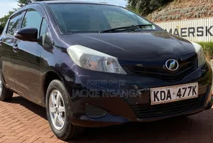 Toyota Vitz 2013 Purple