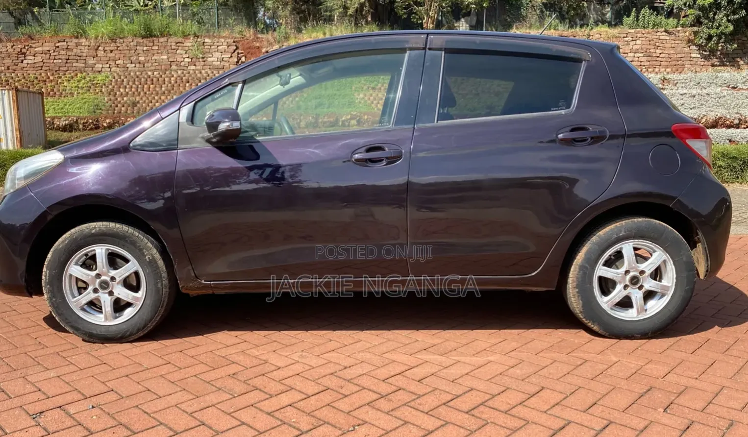 Toyota Vitz 2013 Purple