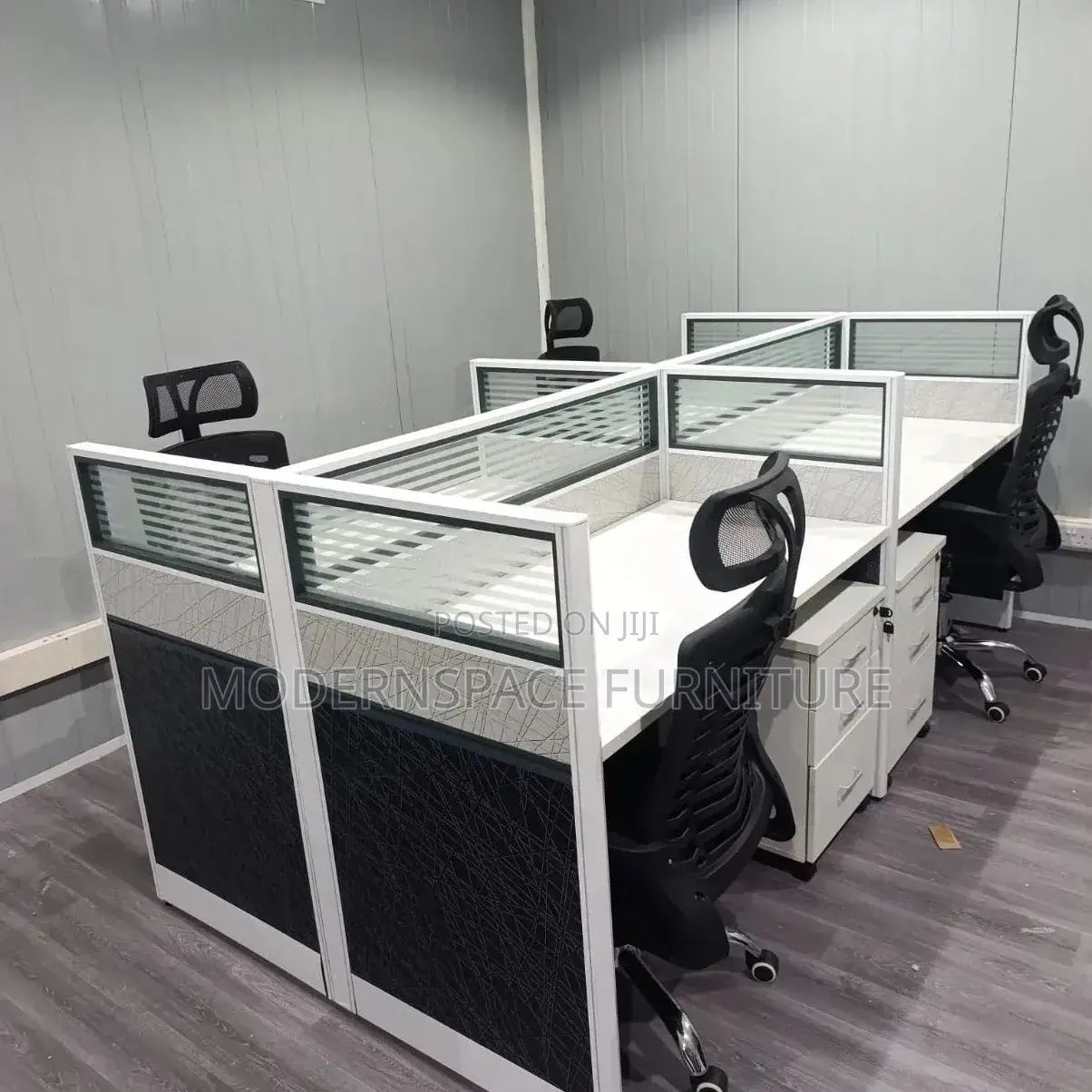 Modern Center Working Station
