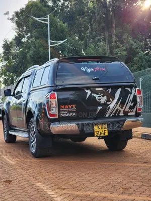 Nissan Navara 2019 Black