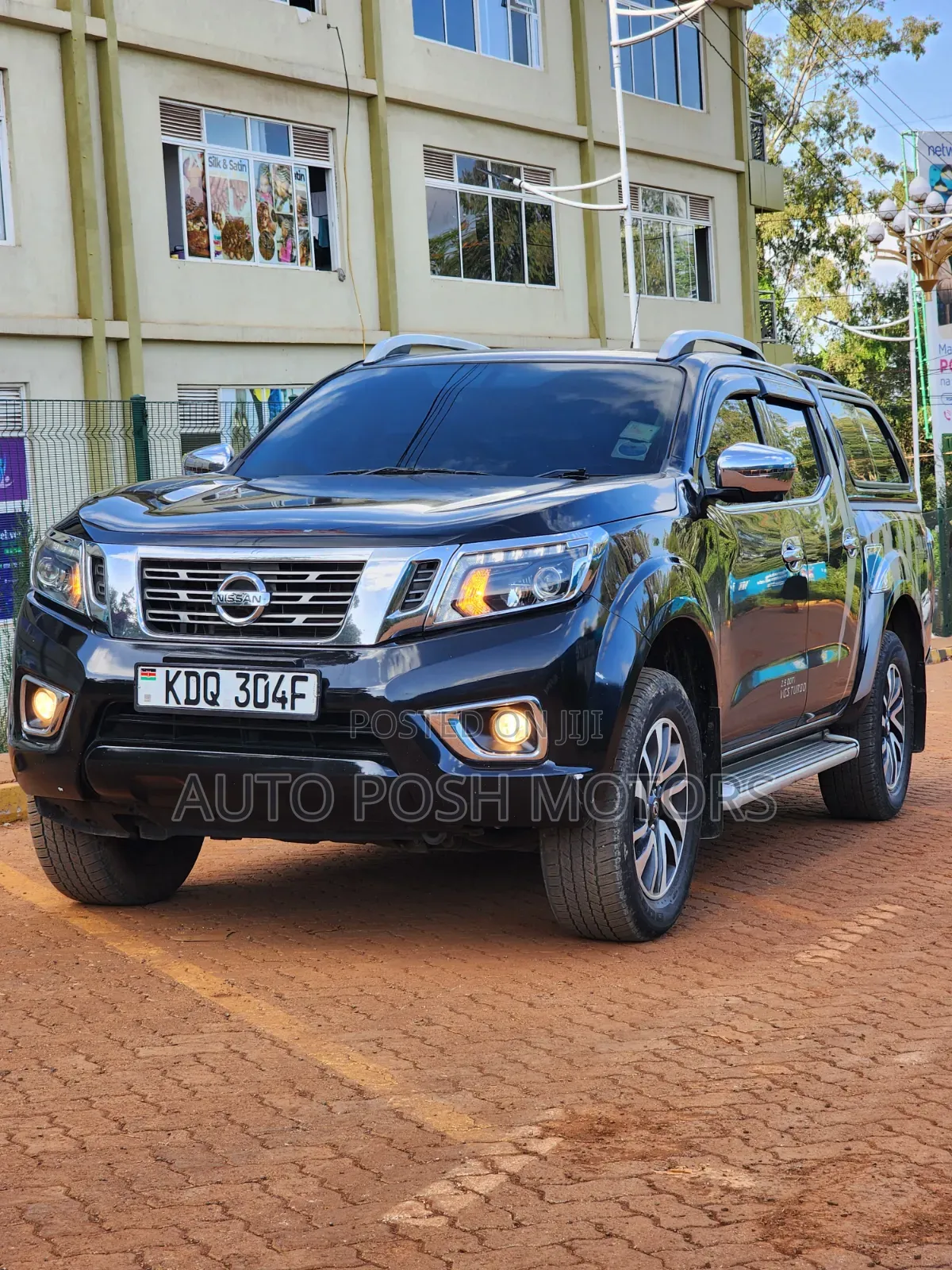 Nissan Navara 2019 Black