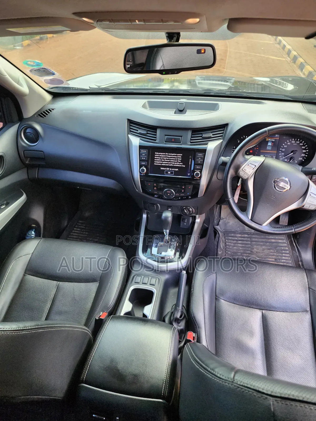 Nissan Navara 2019 Black