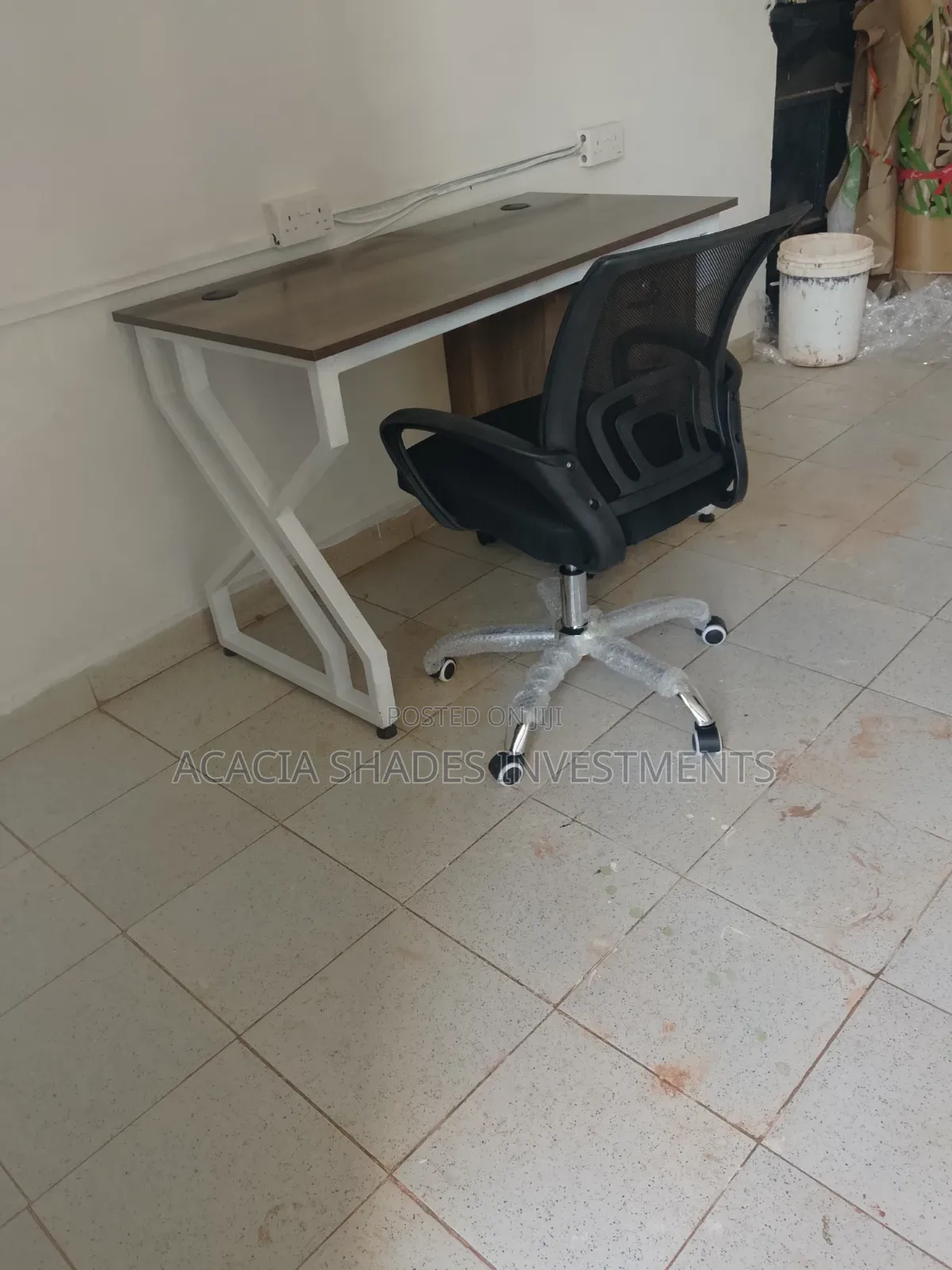 Desk and Seat
