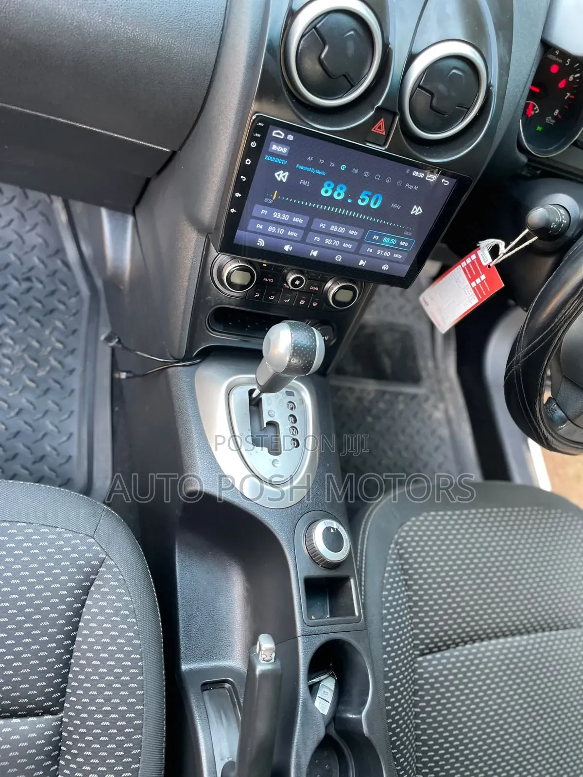Nissan Dualis 2012 Pearl