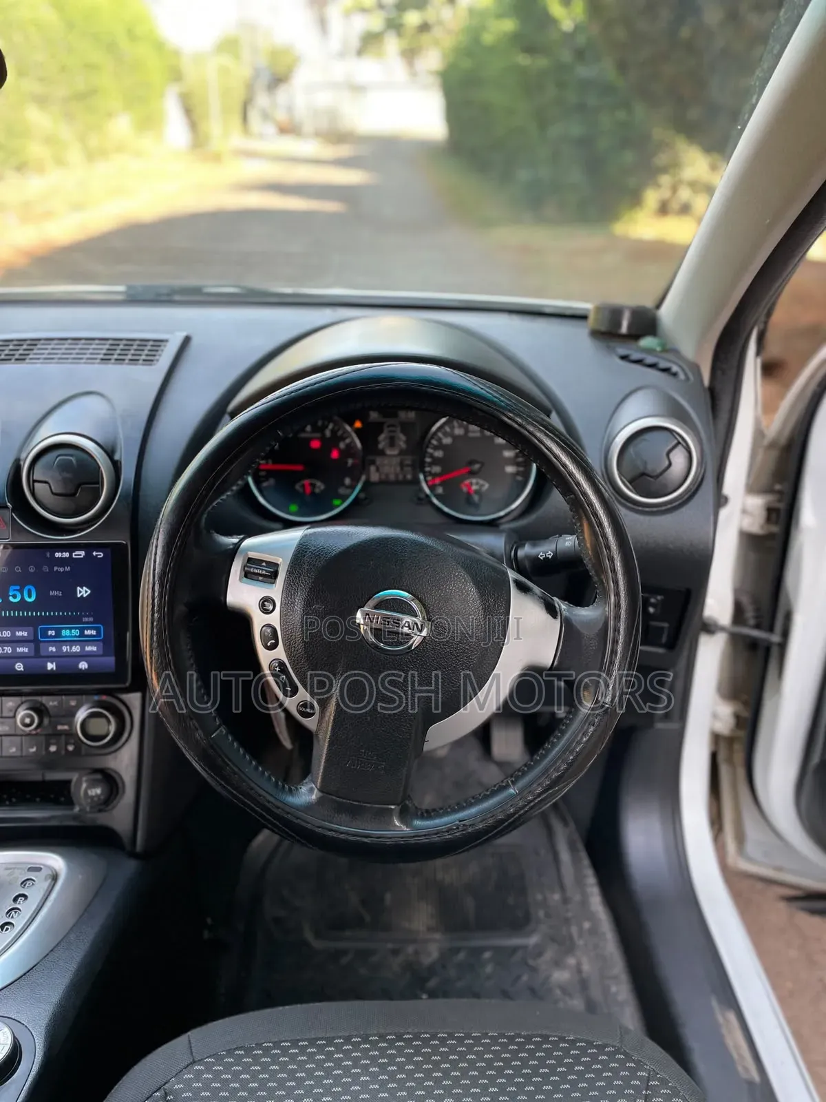 Nissan Dualis 2012 Pearl