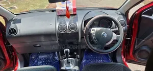 Nissan Dualis 2010 Maroon