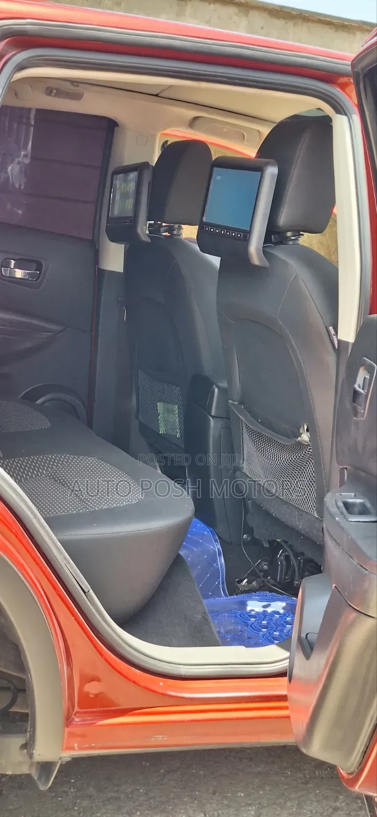 Nissan Dualis 2010 Maroon