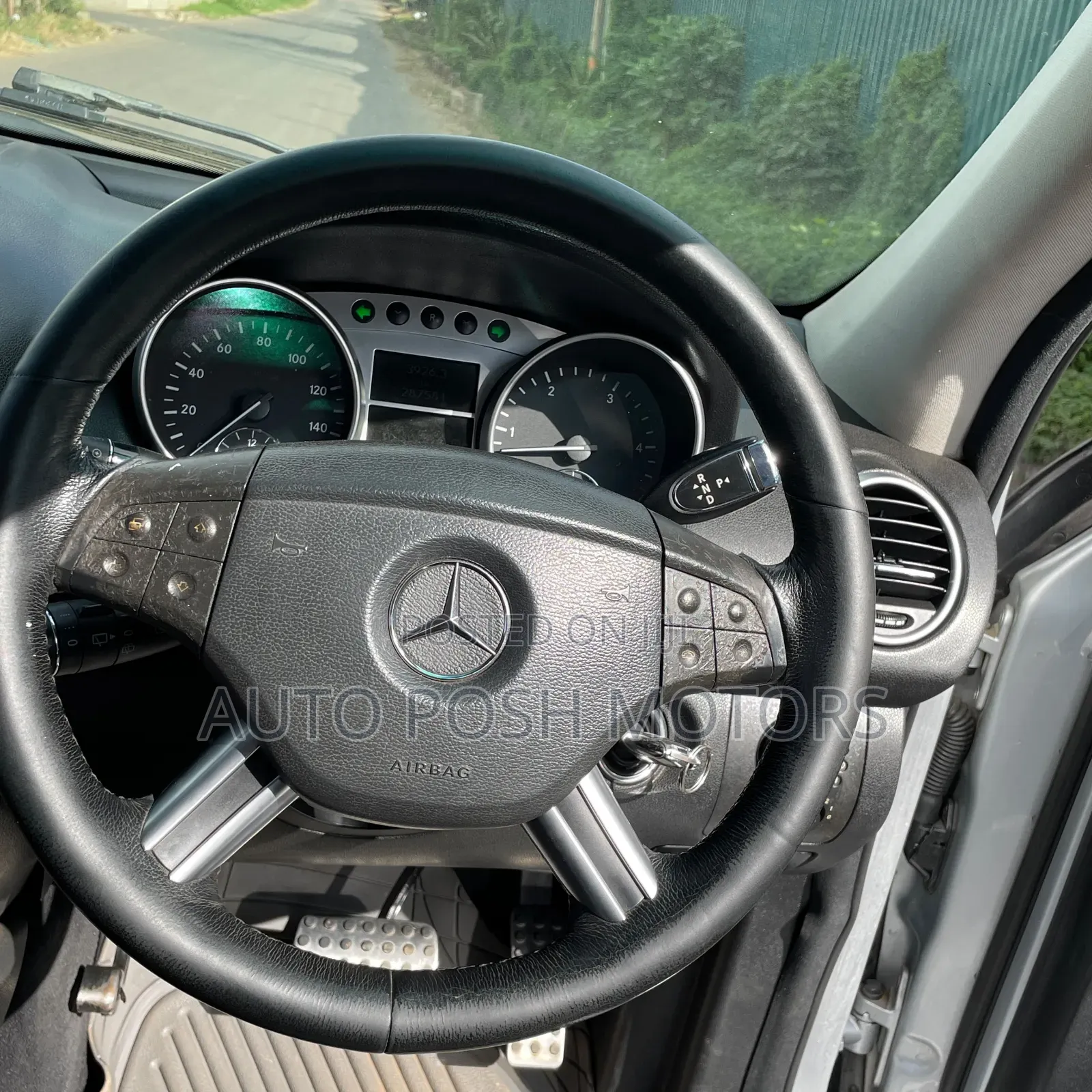 Mercedes-Benz M Class 2009 Silver