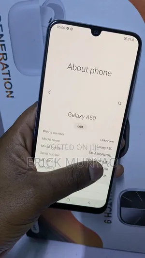 Samsung Galaxy A50 128 GB White