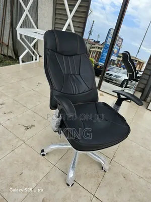 Executive Officer Chair With Leather Backrest Office Chair