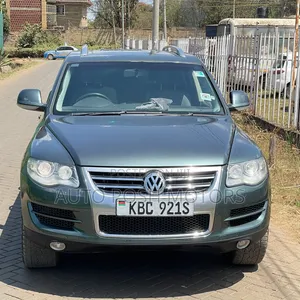 Volkswagen Touareg 2008 Green