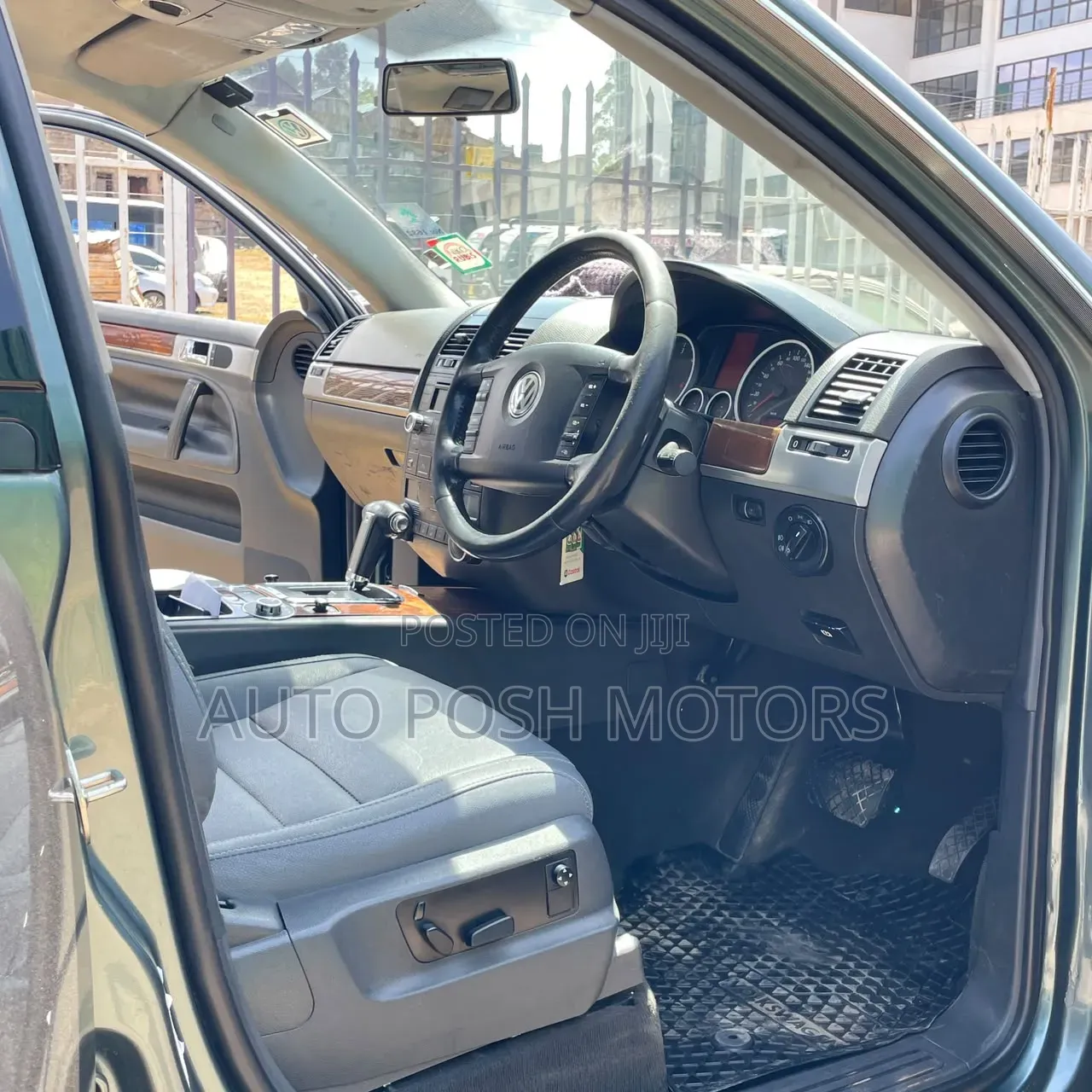 Volkswagen Touareg 2008 Green