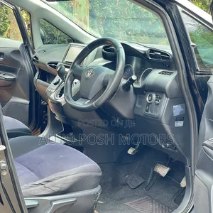 Toyota Wish 2014 Black