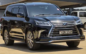 Lexus LX 2016 Black
