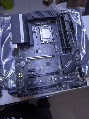 13600k, Msi Z690, 8gb Ddr5