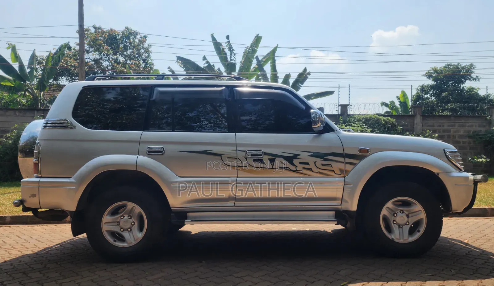 Toyota Land Cruiser Prado 2000 Silver