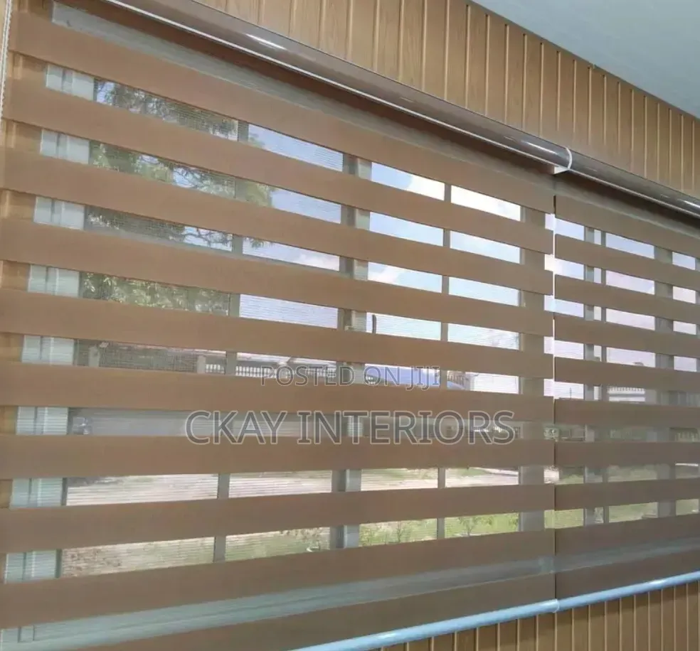 Well Set and Drilled Horizontal Office Window Blinds