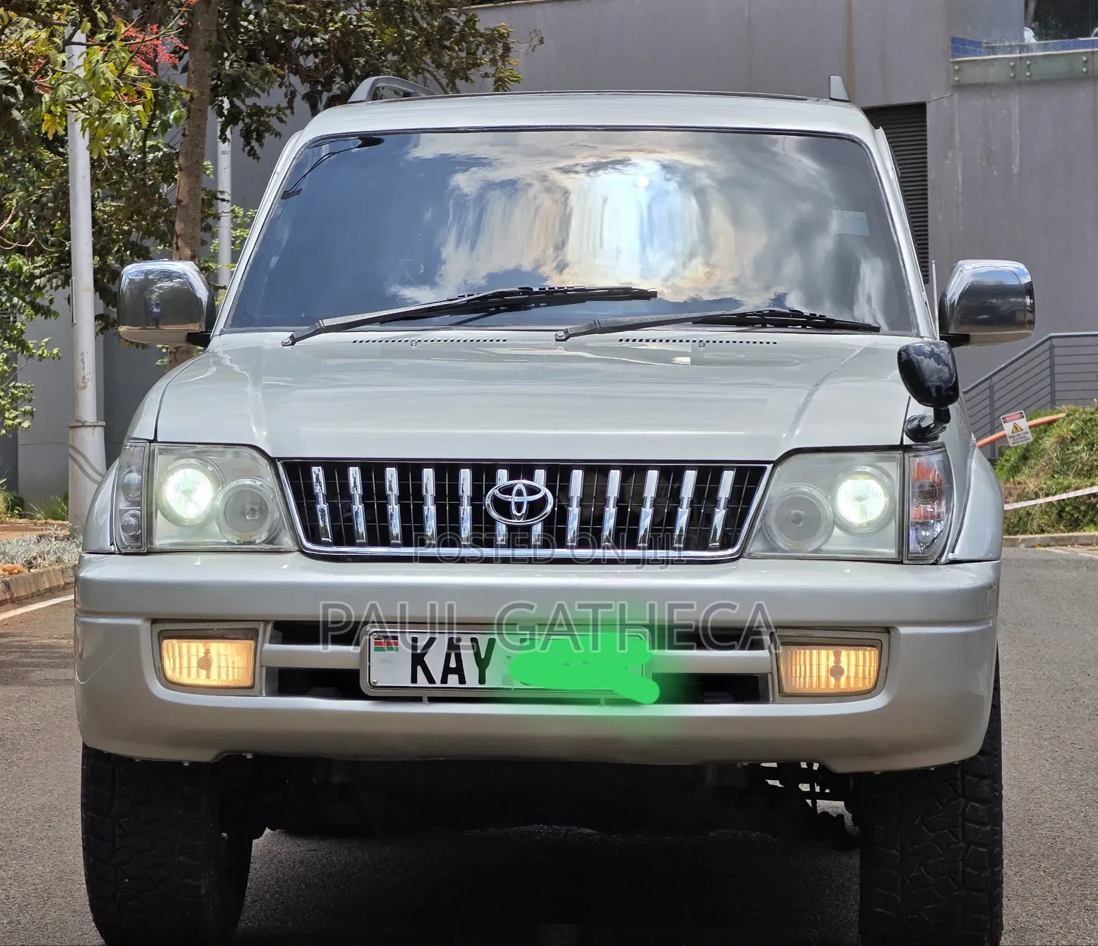 Toyota Land Cruiser Prado 2000 Silver