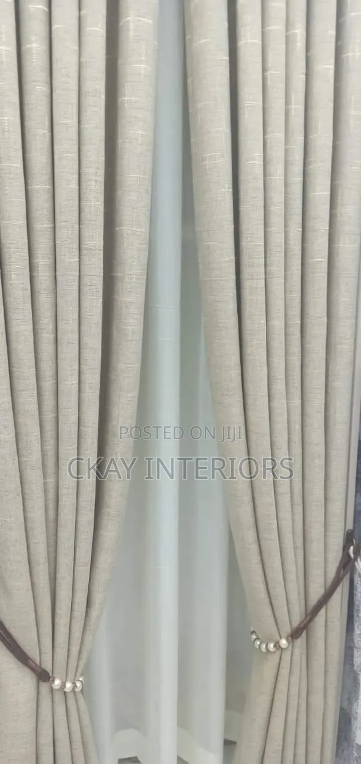 Create More Composed Interior With Curtain That Complements