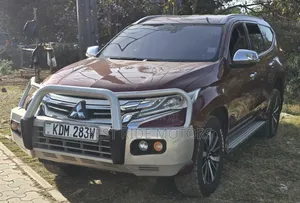Mitsubishi Pajero Sport GLS 2017 Burgundy