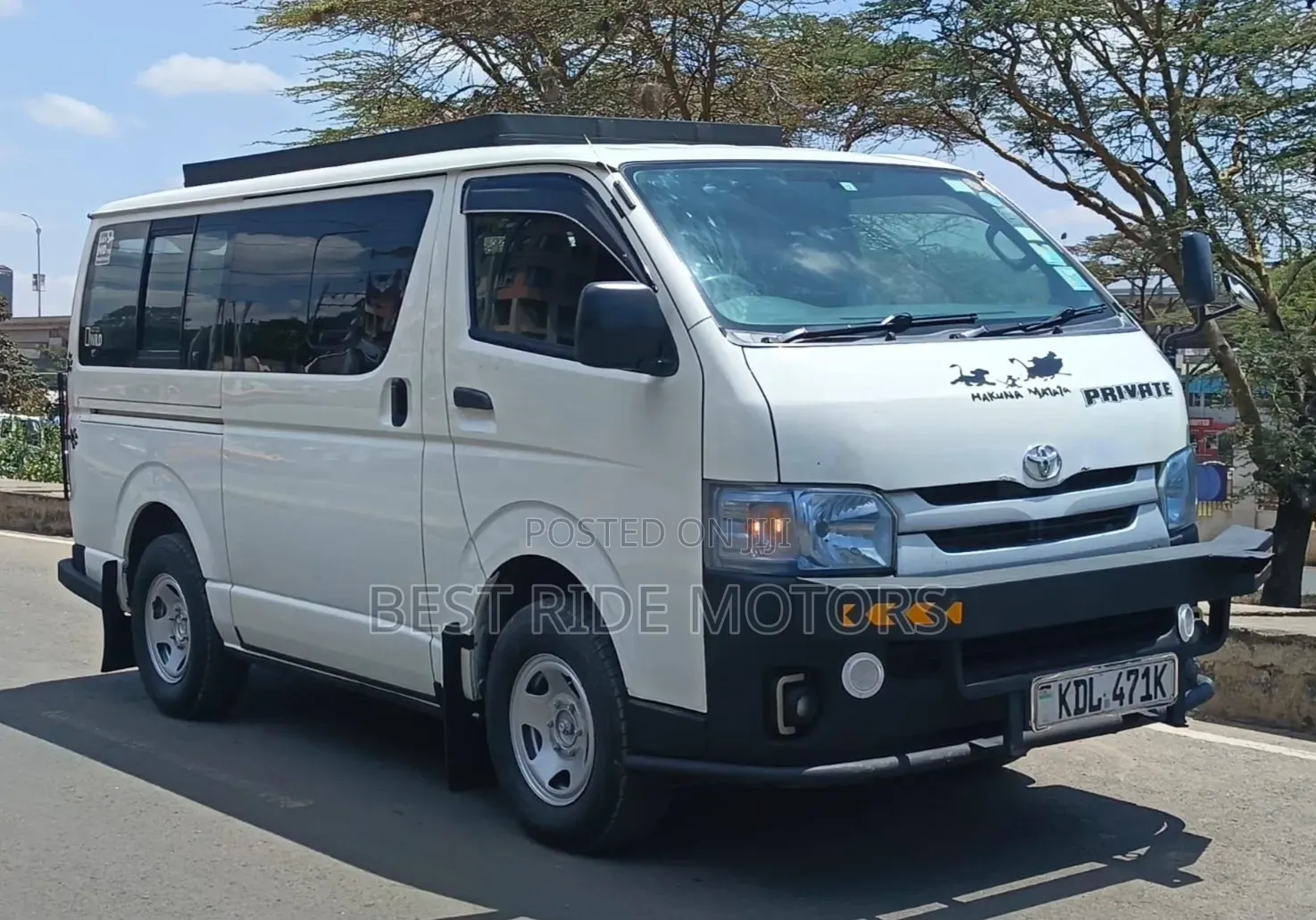 Toyota HiAce 2015 Silver