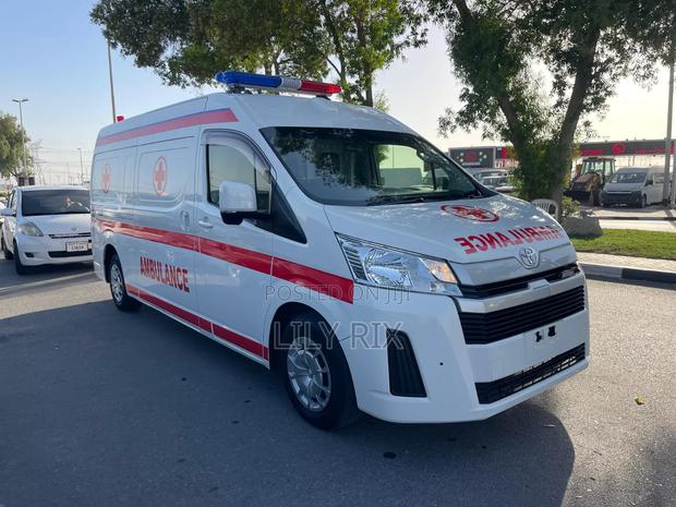 Toyota HiAce 2020 White