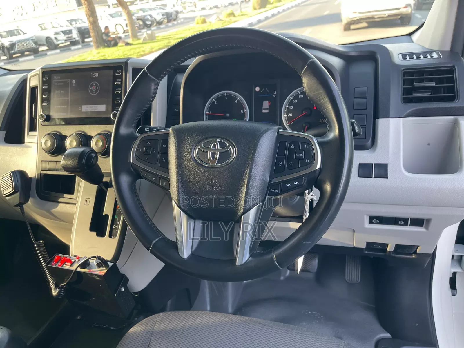 Toyota HiAce 2020 White