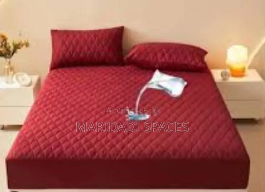 Premium Mattress Protector- Waterproof / No More Stain 3 by 6