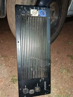 Integrated Class-D Active Speaker Amplifier Module