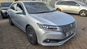 Toyota Premio 1.8 FWD 2017 Silver