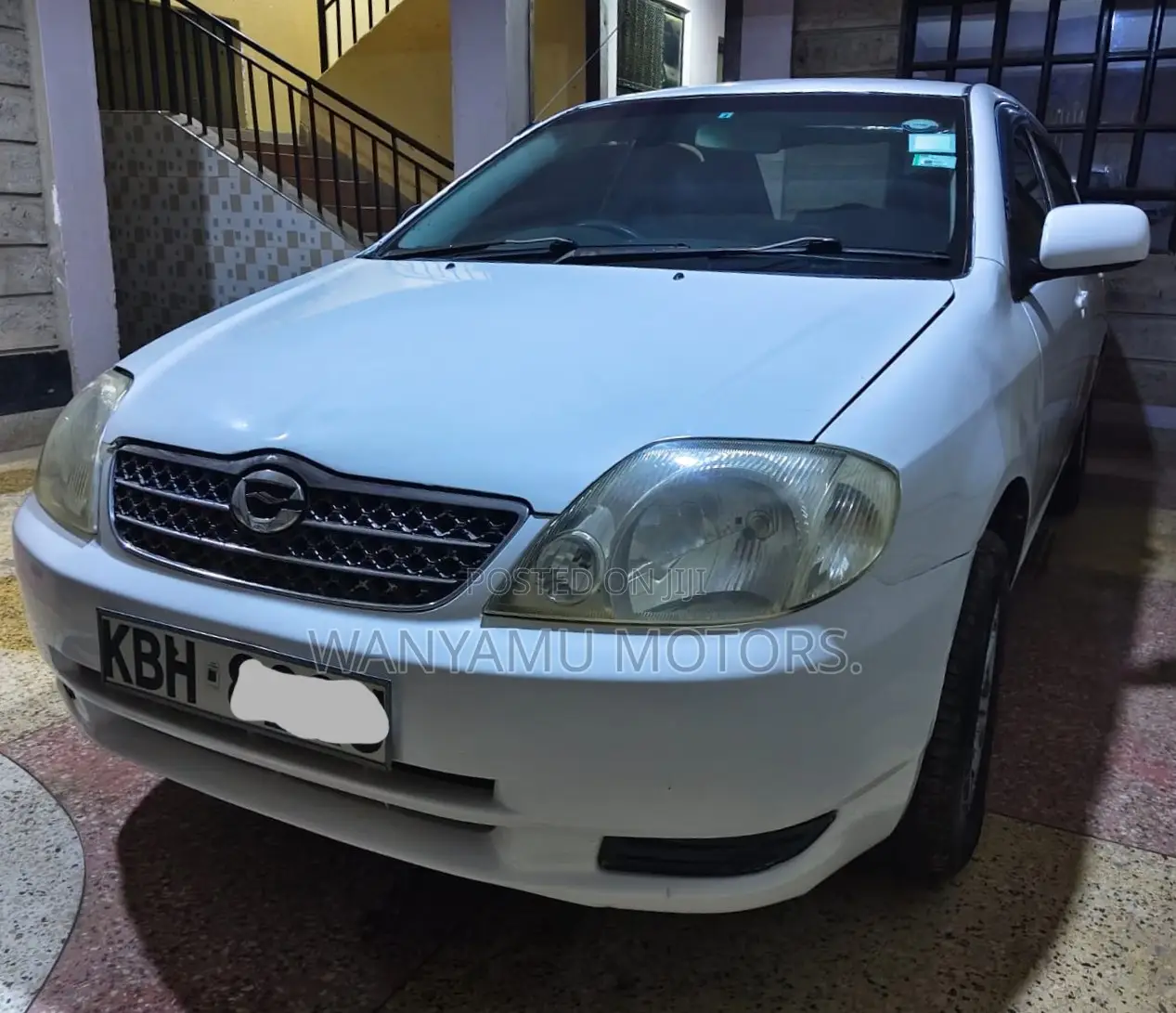 Toyota Corolla 2004 White