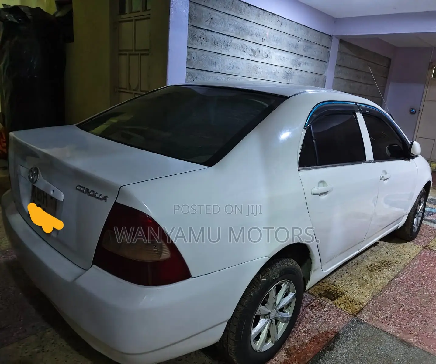 Toyota Corolla 2004 White