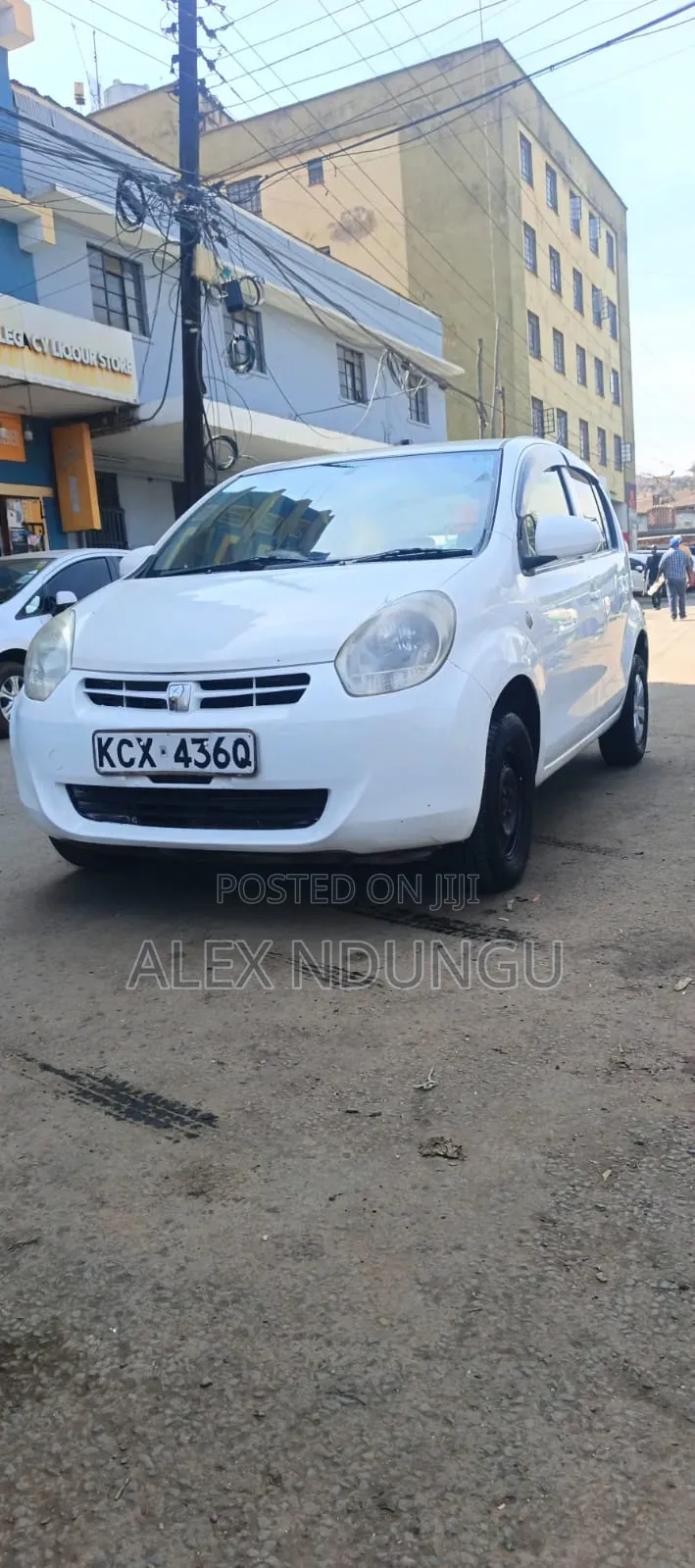 Toyota Passo 2012 White
