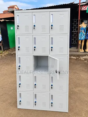 15-Door Metallic Locker Cabinet With Keys