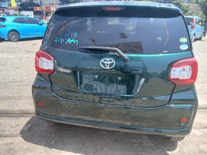Toyota Passo 2019 Green