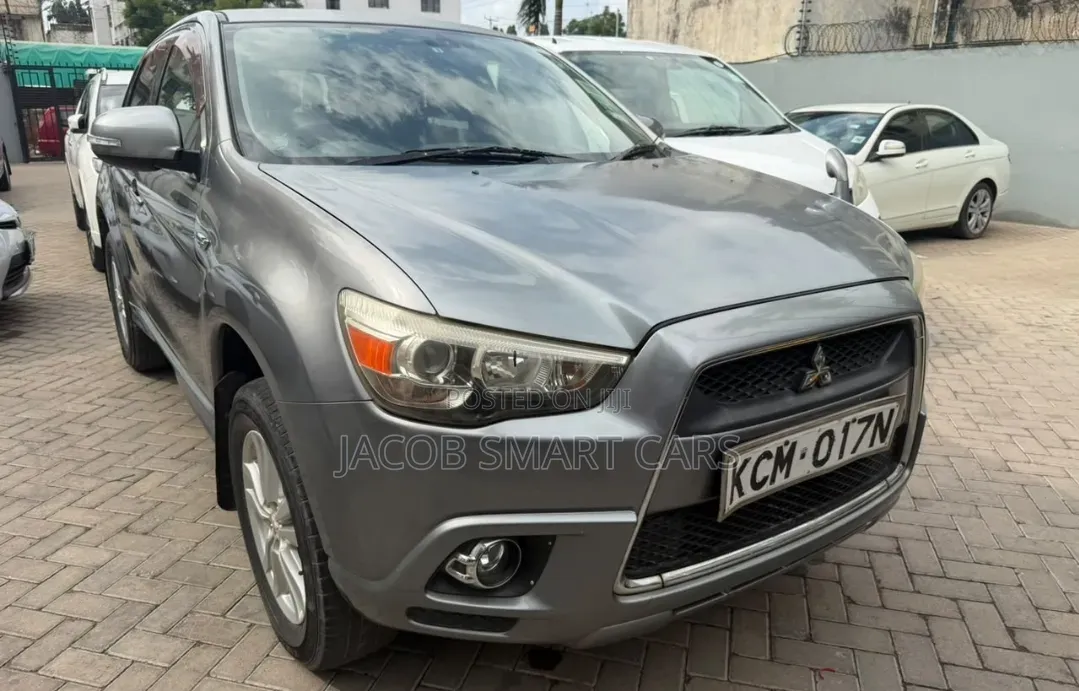 Mitsubishi RVR 2.0 2011 White