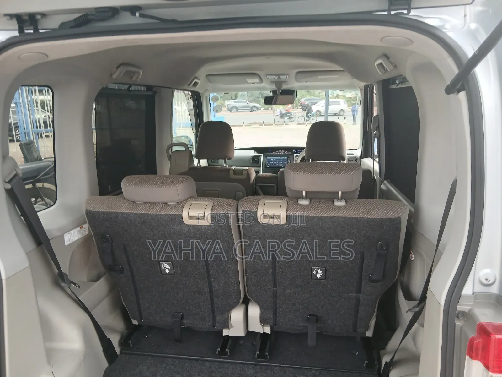 Daihatsu Tanto 2019 Silver