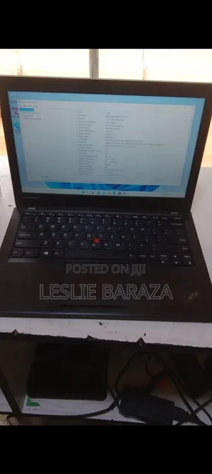 Laptop Lenovo ThinkPad X240 4GB Intel Core i5 HDD 500GB