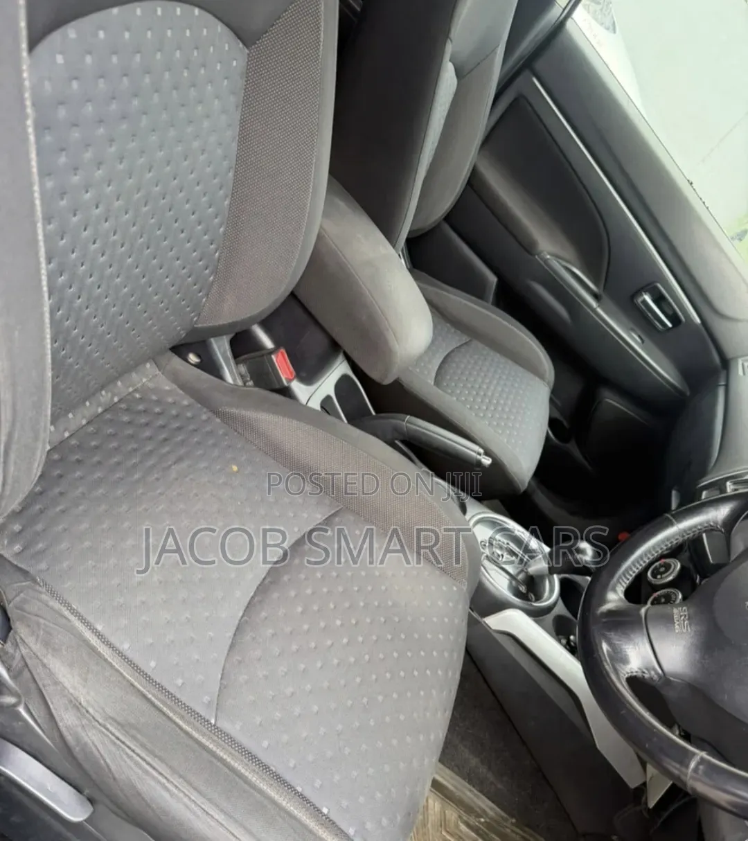 Mitsubishi RVR 2.0 2011 White
