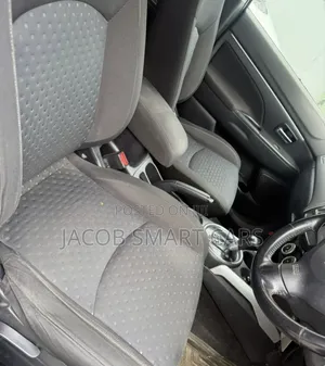 Mitsubishi RVR 2.0 2011 White