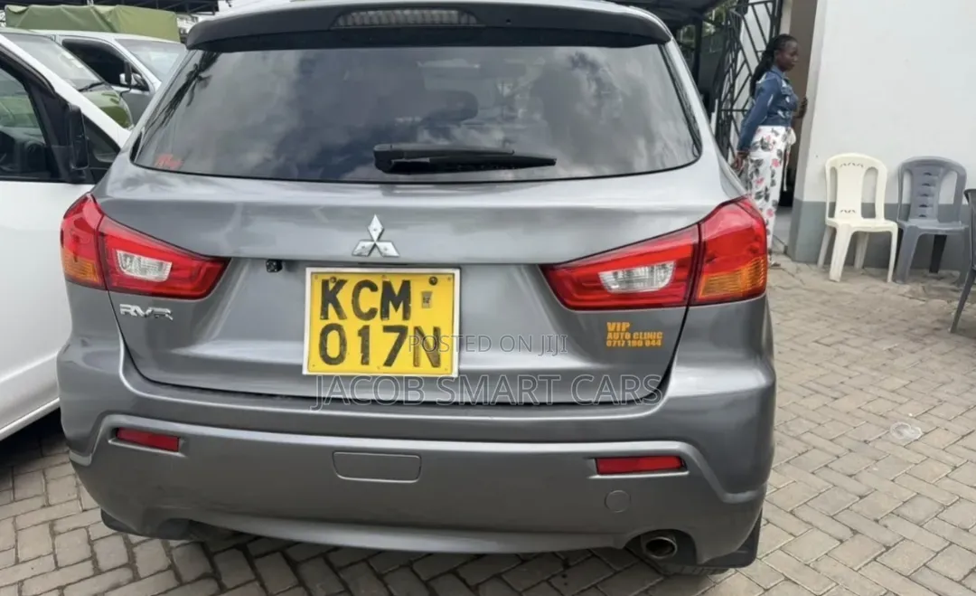 Mitsubishi RVR 2.0 2011 White