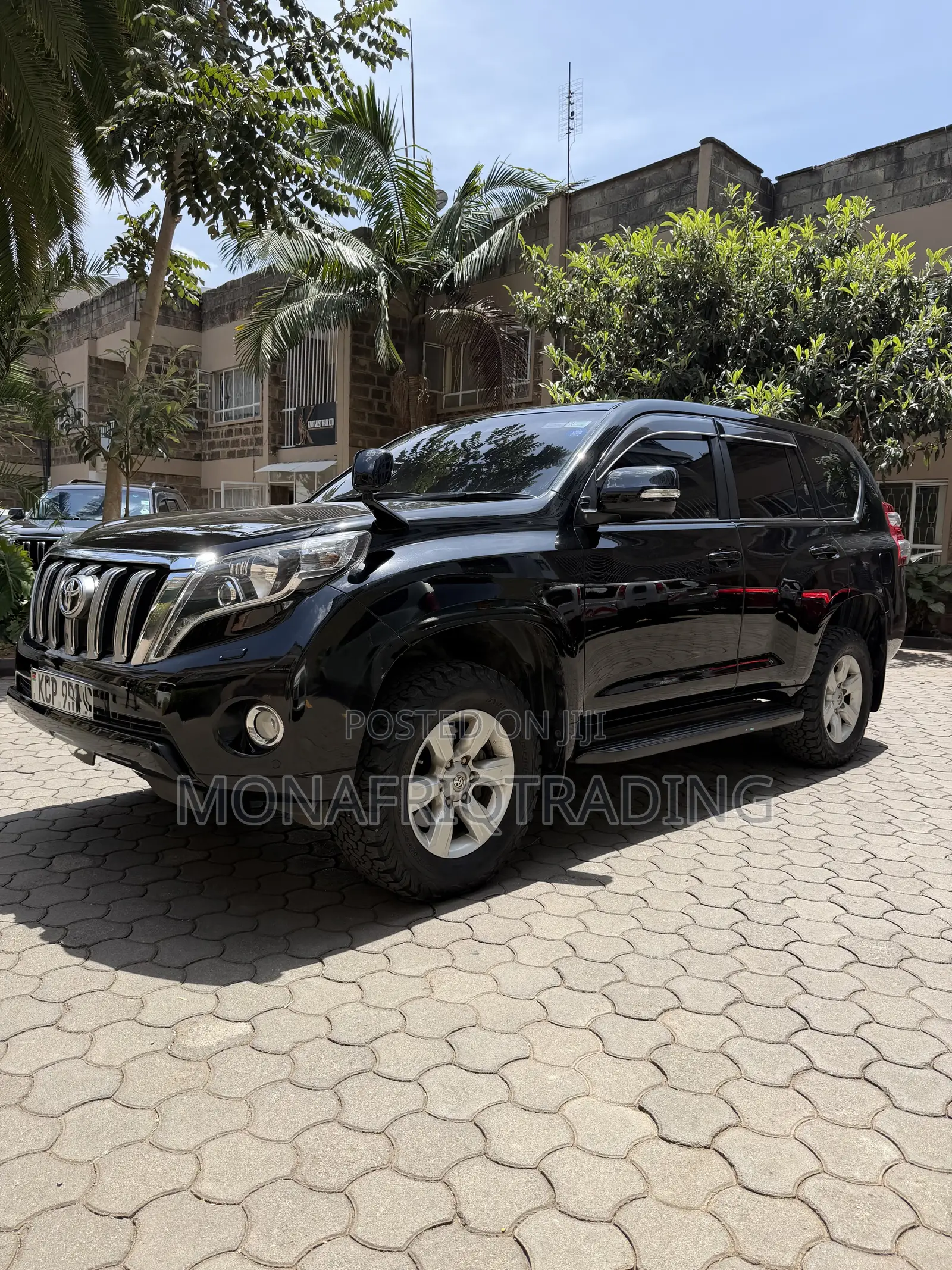 Toyota Land Cruiser Prado 2.8 D-4D 2016 Black