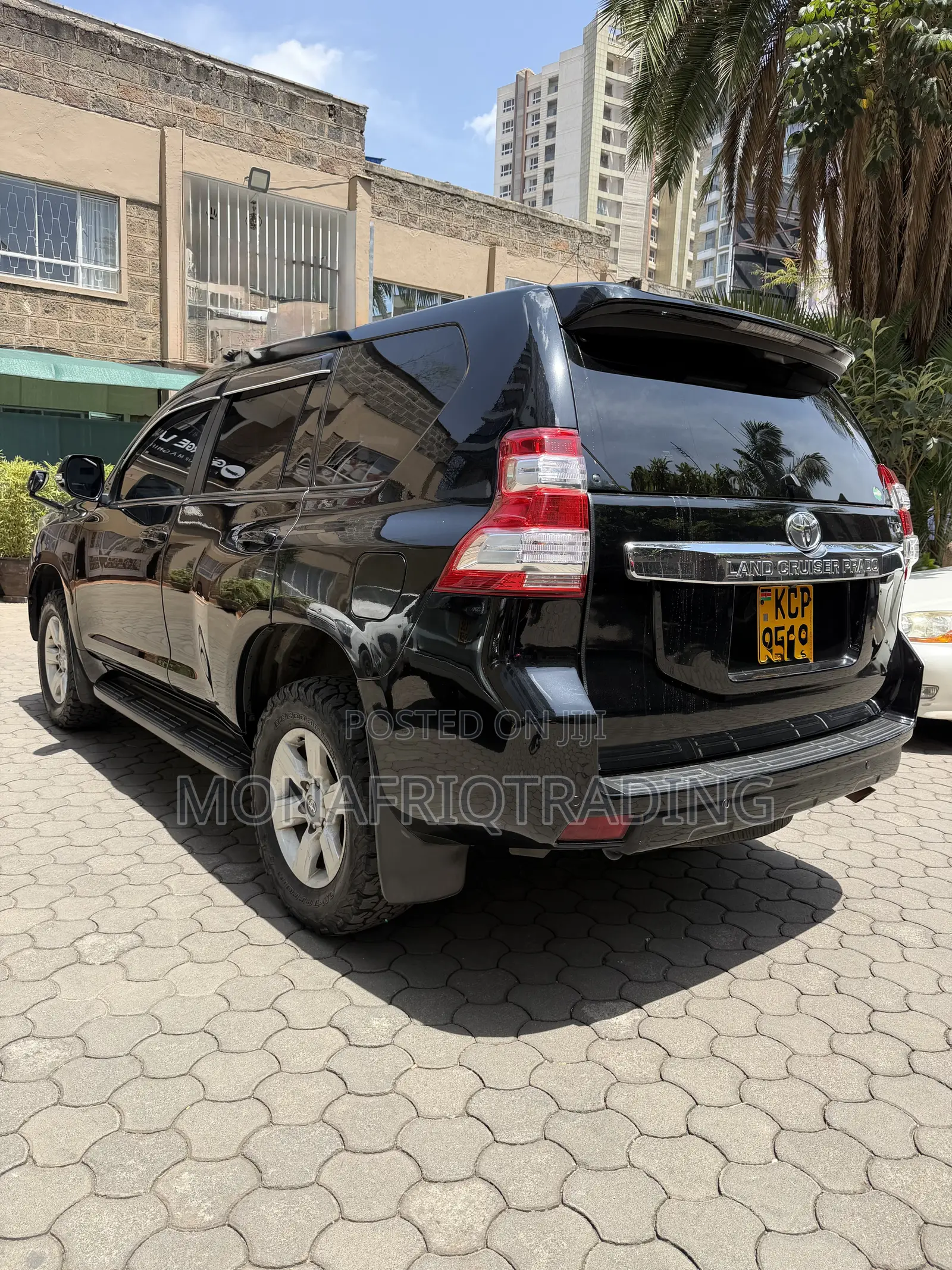 Toyota Land Cruiser Prado 2.8 D-4D 2016 Black