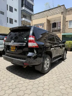 Toyota Land Cruiser Prado 2.8 D-4D 2016 Black
