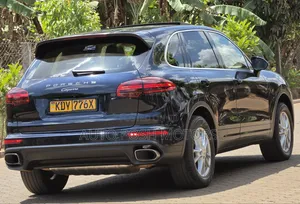 Porsche Cayenne 2015 Black