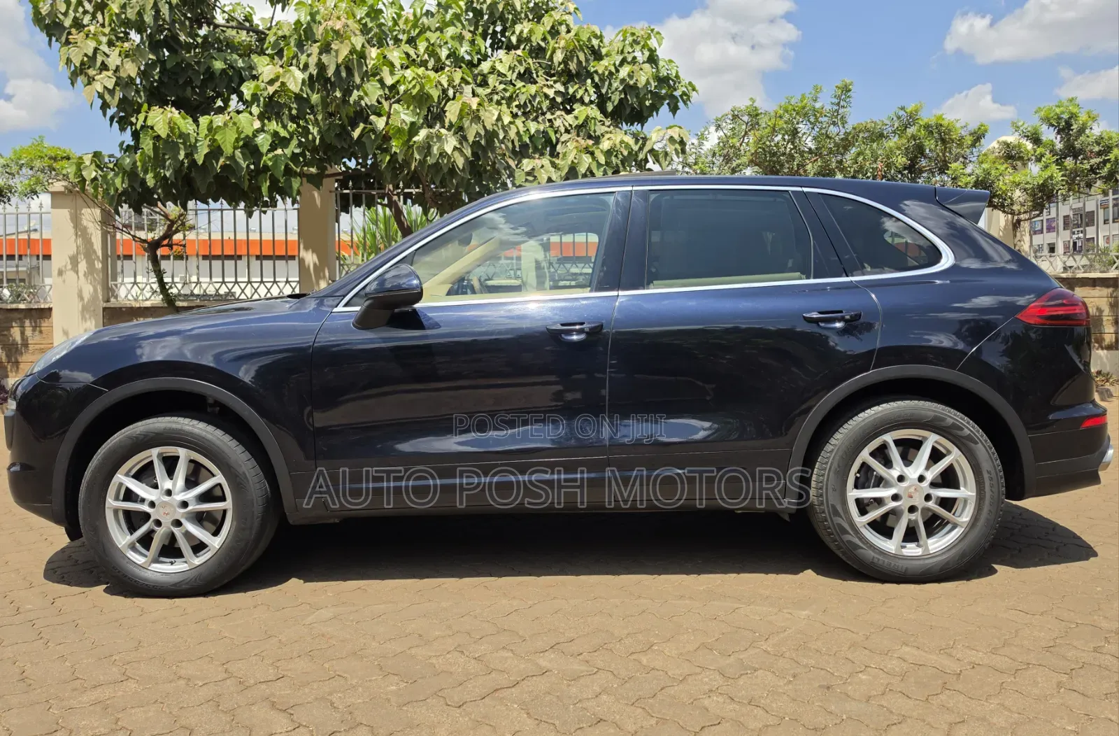 Porsche Cayenne 2015 Black