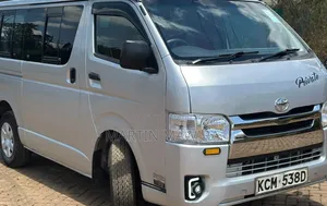 Toyota HiAce 2009 Silver